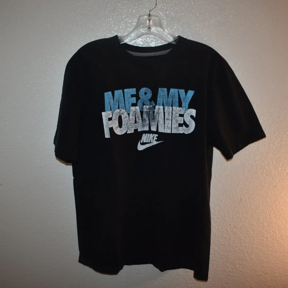 Nike Friends Shirt - Picture 1 of 4